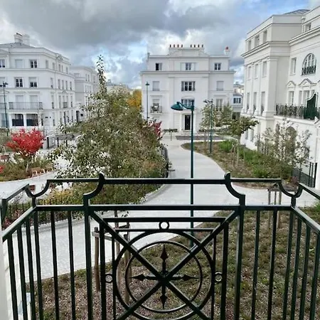 Cartier Near Disneyland Paris Apartment Serris